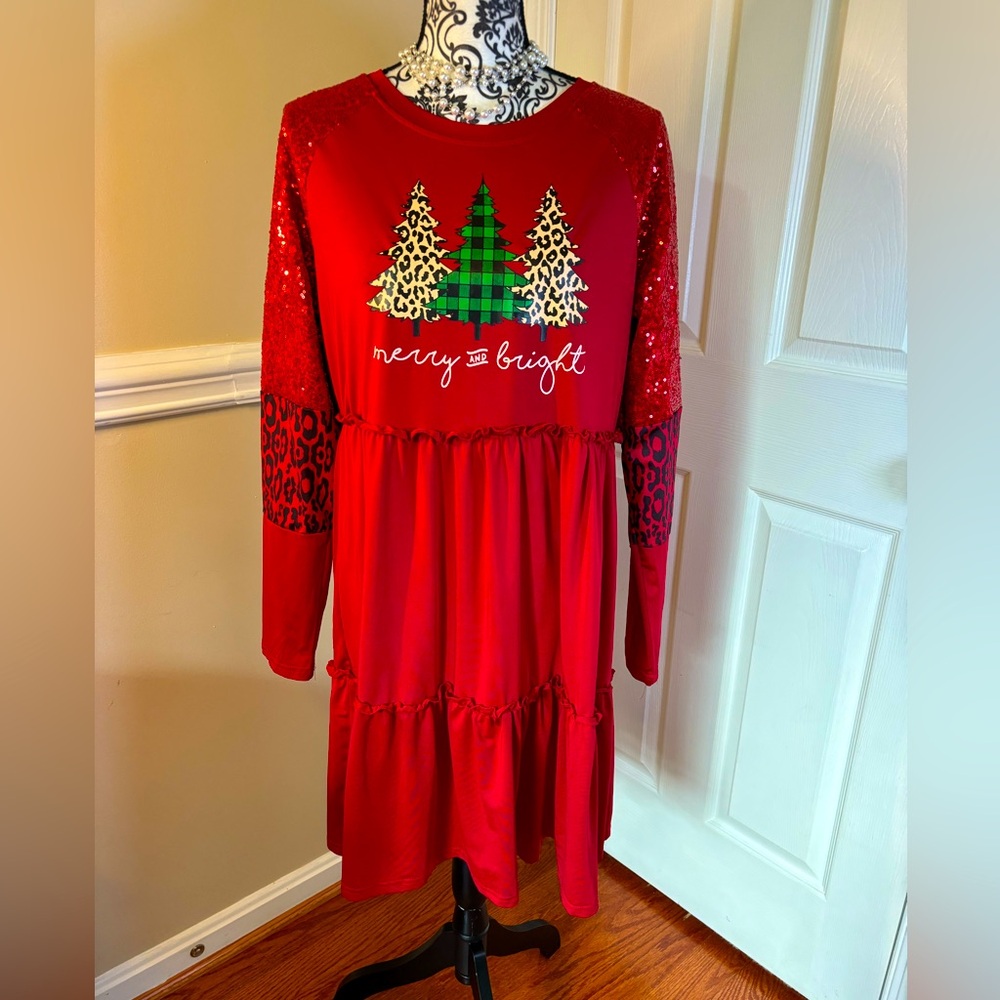 Women's Asymmetrical Dress with 3/4 Sleeves Sleeve Mini, sequins, size medium